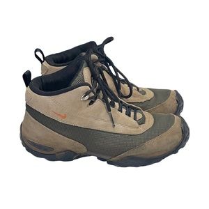Nike ACG Boots for Men - Poshmark